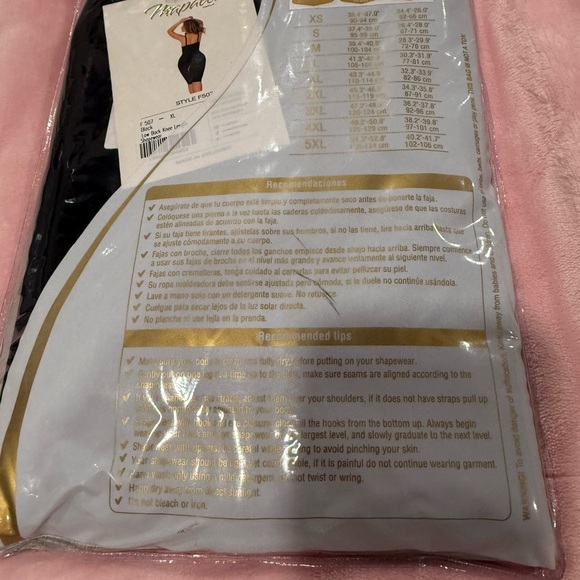 Mapale Shapewear Low Back Knee
Length Shapewear in XL made in Columbia - Picture 7 of 7